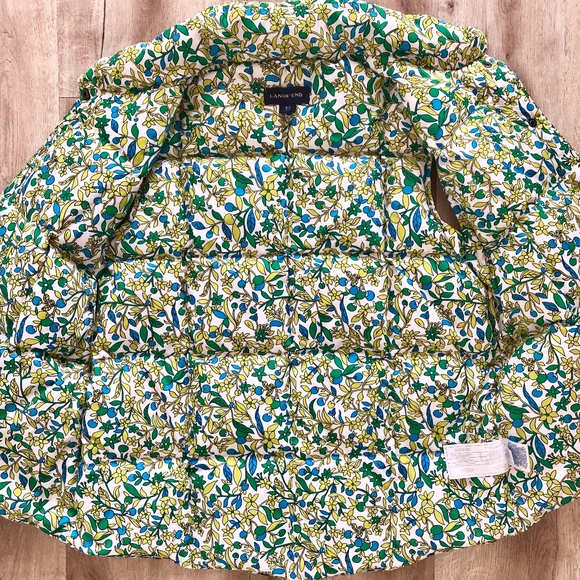 Lands End, Down Filled, Puffer Vest, Floral Jacket, Sz Med, Excellent Condition - Picture 7 of 11